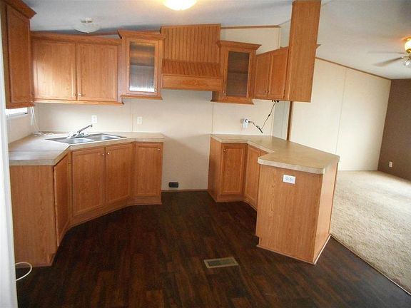 3rd image of 639 Township Road 1010