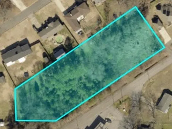 802 Old Lee Hwy, Tuscumbia, AL 35674