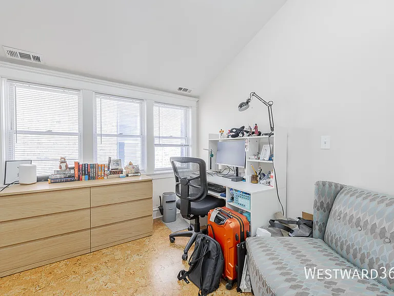 1252 W Elmdale Ave #3 — Photo 10