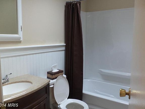 5th image of 22552 Joan Dr
