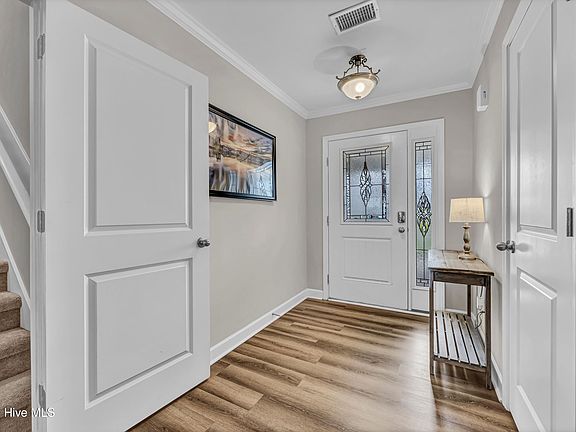 4th image of 6009 Duxbury Court