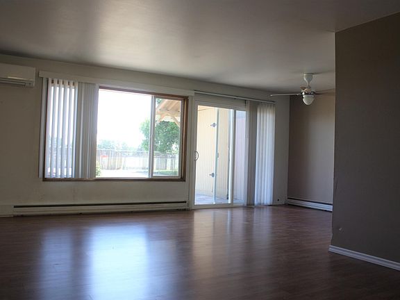 2nd image of 411 Offutt Dr