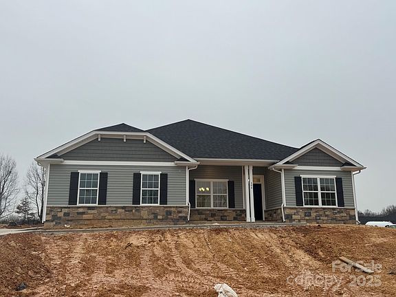 2nd image of 104 Kerr Walk Dr #14