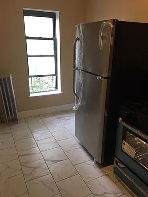 Rented by Bloom Real Estate Group | media 6