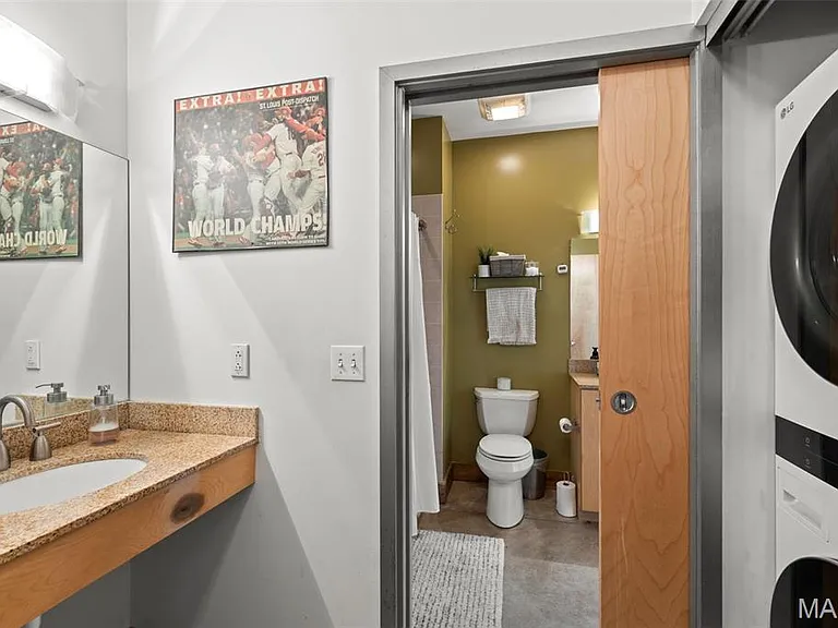 2323 Locust St #308 — Photo 27