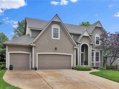 21511 W 100th Ter, Lenexa, KS, 66220