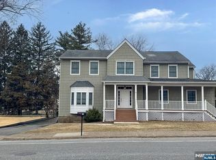 75 Alps Rd, Wayne, NJ 07470
