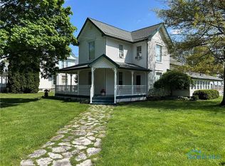 212 E Morenci St, Lyons, OH