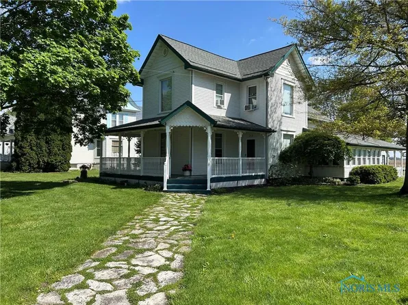 212 E Morenci St, Lyons, OH 43533