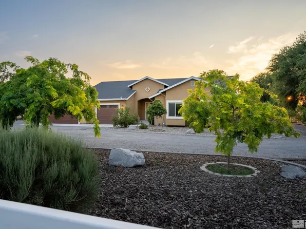 1185 Jessica Ln, Fernley, NV 89408