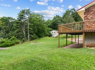 1752 Harrison Ridge Rd, Woodlawn, VA 24381