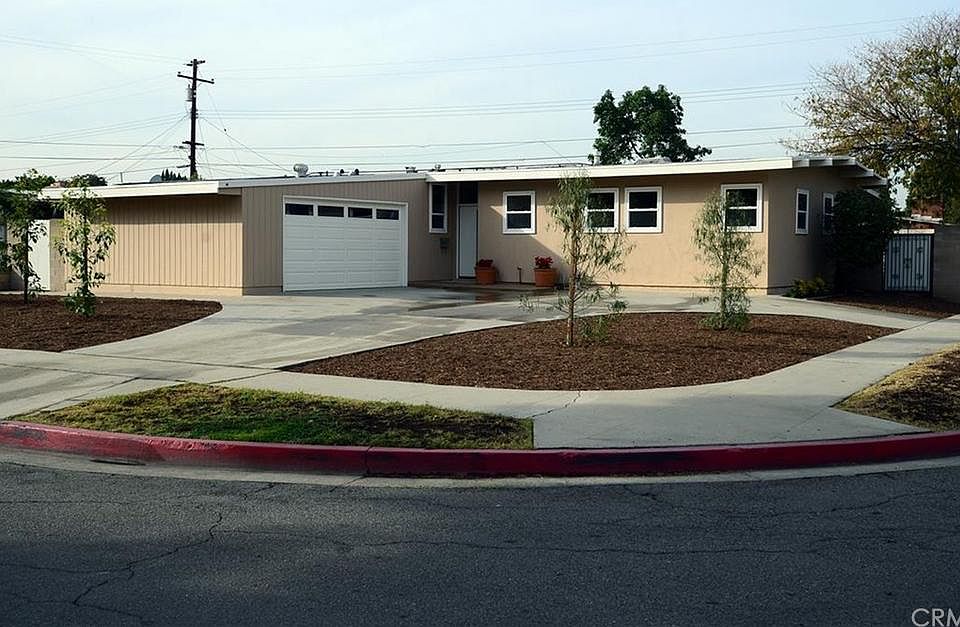 1st image of 719 Maertin Ln