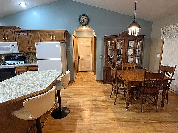 5th image of 380 Clendening Rd