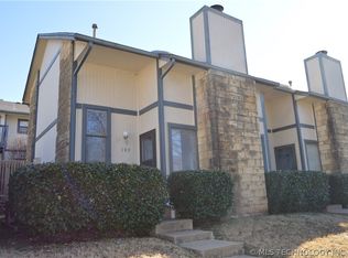 5277 SE Nowata Rd #P-103, Bartlesville, OK 74006