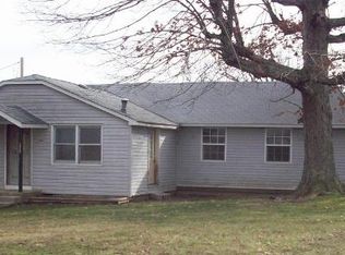 2038 Holt Spring Rd, Marionville, MO 65705