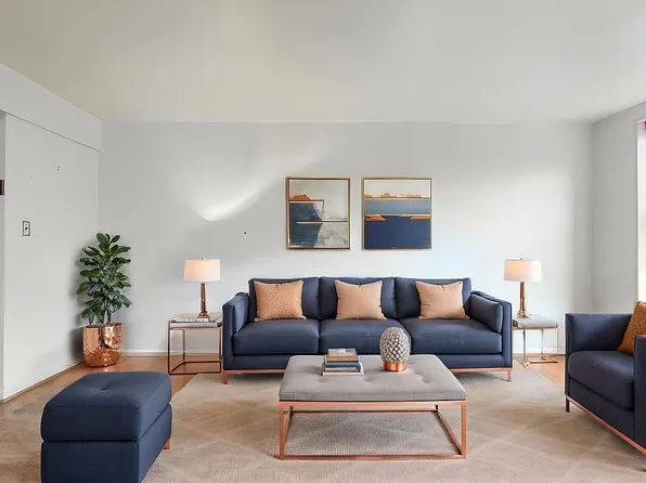 2285 Bragg St APT 4H, Brooklyn, NY 11229