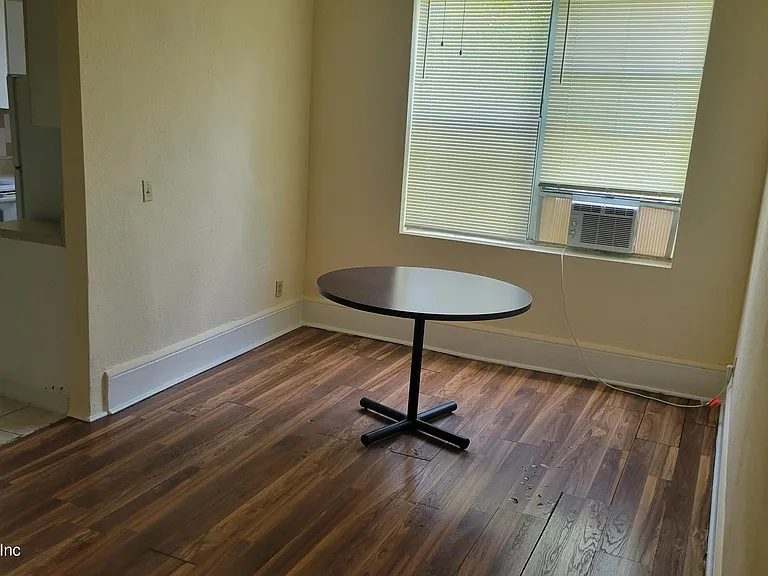 2514 Walnut St #2520 — Photo 9