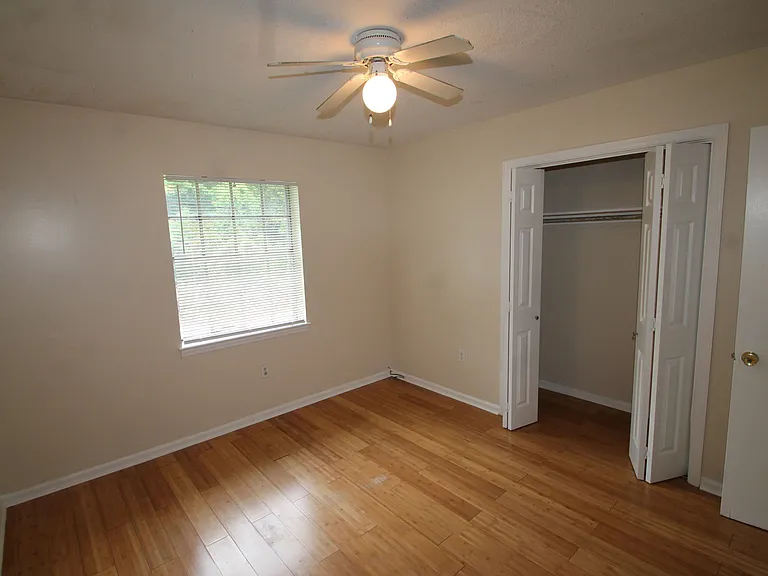 2528 Semken Ave #D — Photo 10