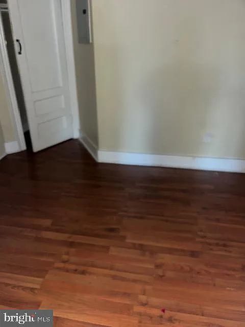 1 bed, 2544 sqft, $995 — Photo 3