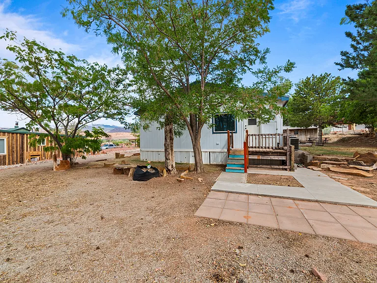 2690 S Highway 191 — Photo 33