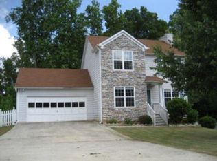 715 Riverside Walk Xing, Buford, GA 30518