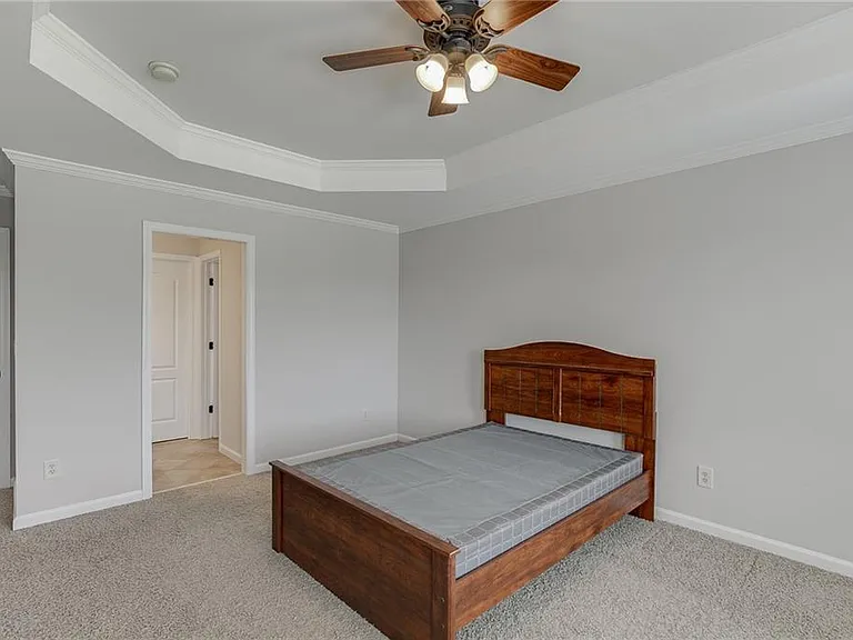 4612 Grandview Pkwy — Photo 32