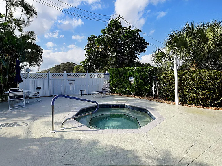5225 Brookview Dr — Photo 90