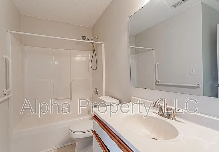 7 Hammett Grove Ln — Photo 7