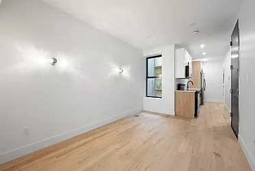 Rented by Rennit Inc.