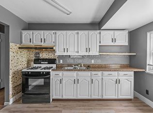 135 Dundee Cir, Saint Louis, MO 63137