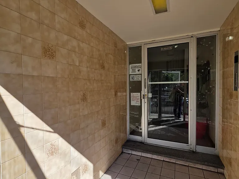 185 Valentine Ln #3E — Photo 2