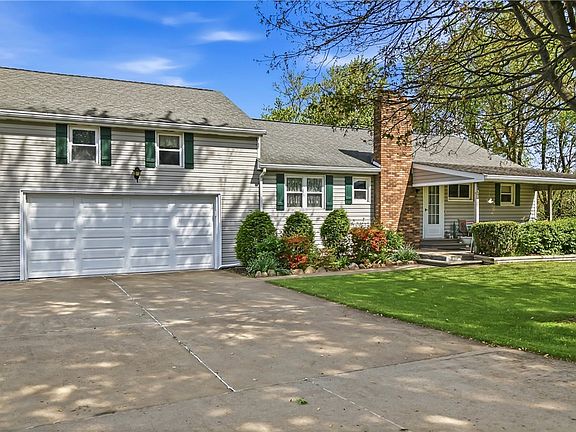 2nd image of 2818 Leesburg Volant Rd