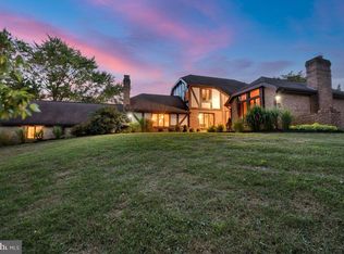 900 Pheasant Rd, Harrisburg, PA 17112