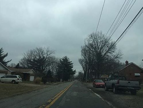 2nd image of 211 Union Rd