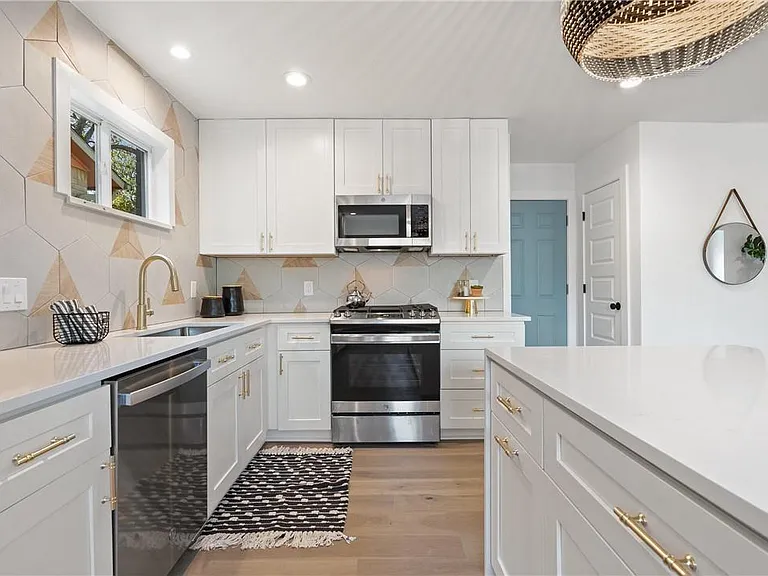 3808 Leafield Dr — Photo 13