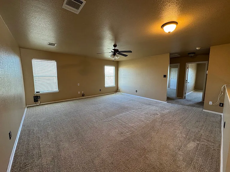 507 Taurus Dr — Photo 12