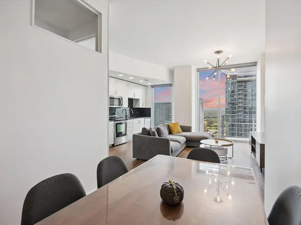 360 Nueces St APT 2704, Austin, TX 78701