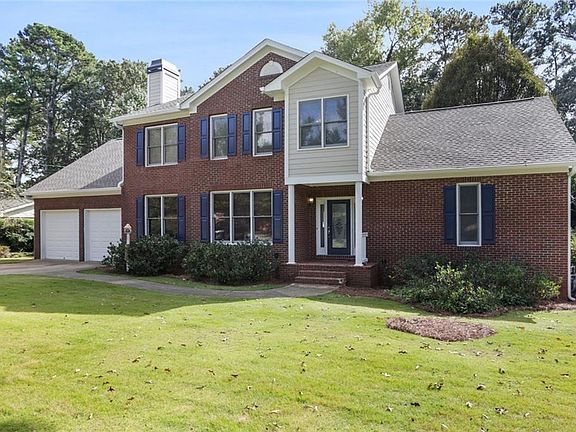 2nd image of 2218 Ithica Dr SE