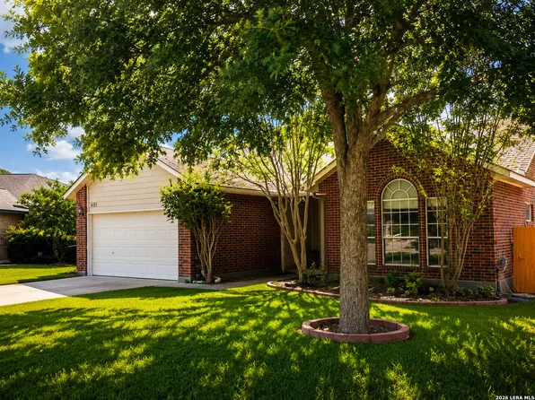 6155 HERITAGE PLACE DR, San Antonio, TX 78240