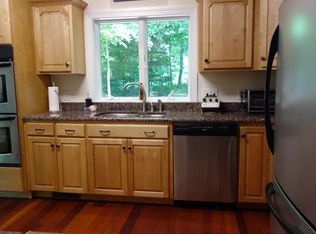 178 May Apple Ln, Nellysford, VA 22958