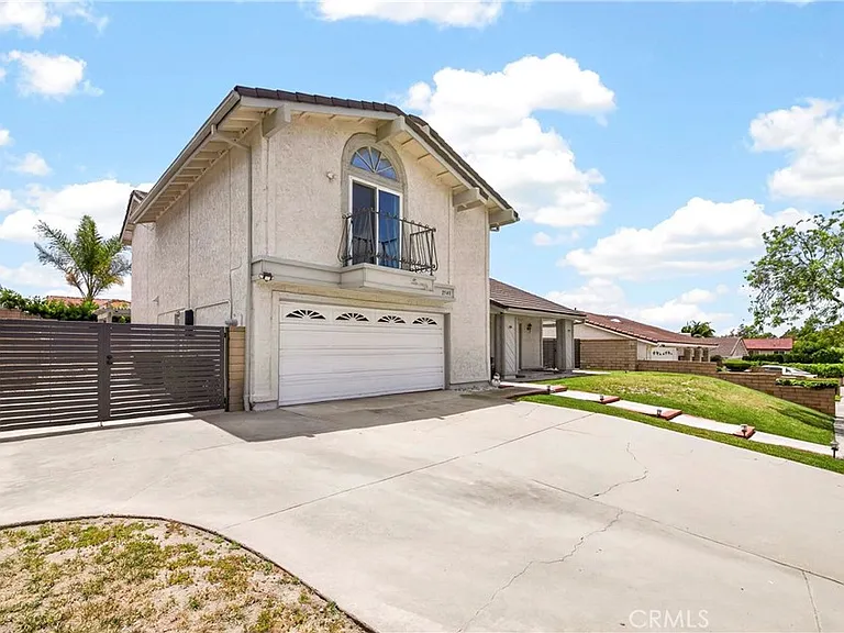 2540 Royale Pl — Photo 28
