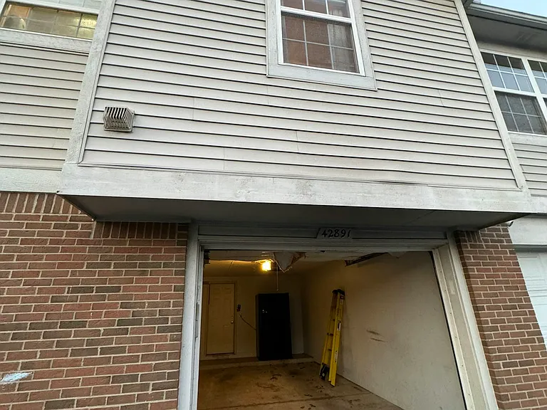 42891 Richmond Dr — Photo 27