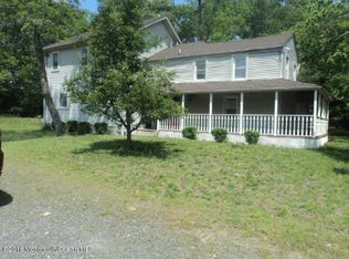 509 Green Grove Rd, Tinton Falls, NJ 07712