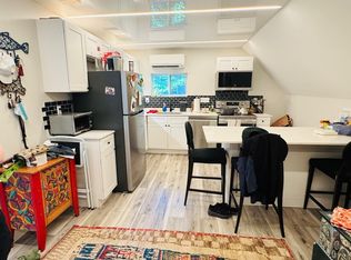 136 Academy Hill Rd FLOOR 3, Brighton, MA 02135