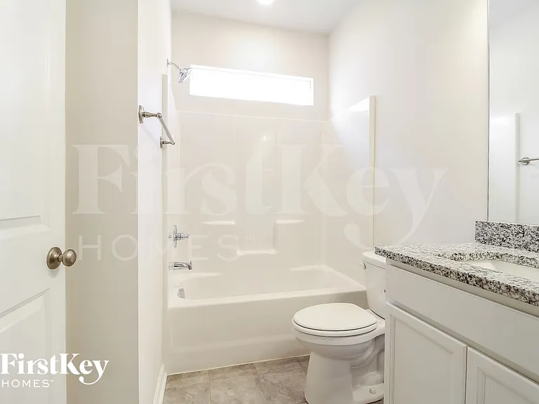 1205 Mission Hill Ln — Photo 13