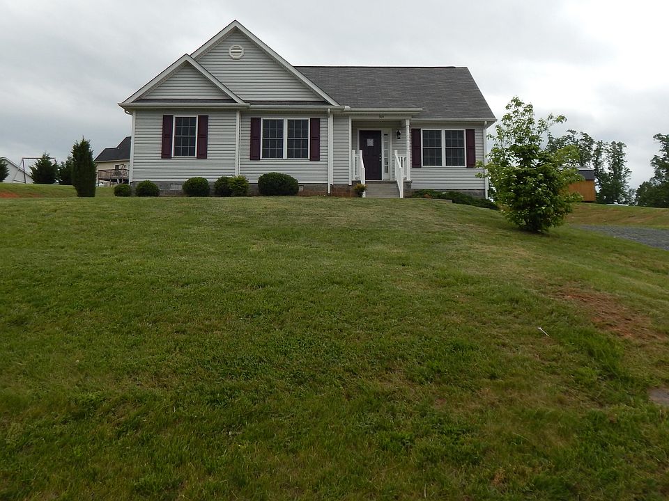 1st image of 304 Todd Ln