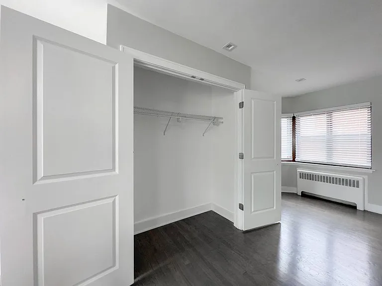 549-607 Sheridan Rd. — Photo 36