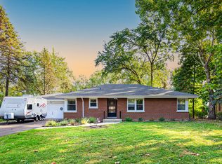 33 Briarwood Ln, Palatine, IL 60067