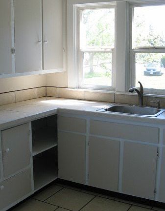 5th image of 108 Edwards St NW