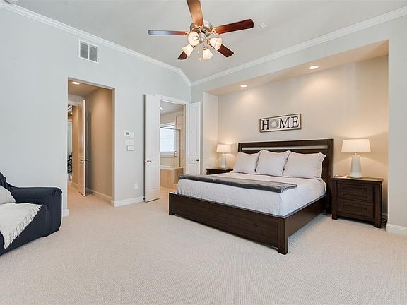 4th image of 8829 Lakeshore Bend Dr